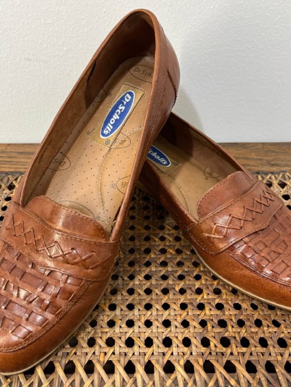 Size 8.5 Vintage 90's Woven Leather Huarache Slip-on Dr. Scholl's Brown Loafer
